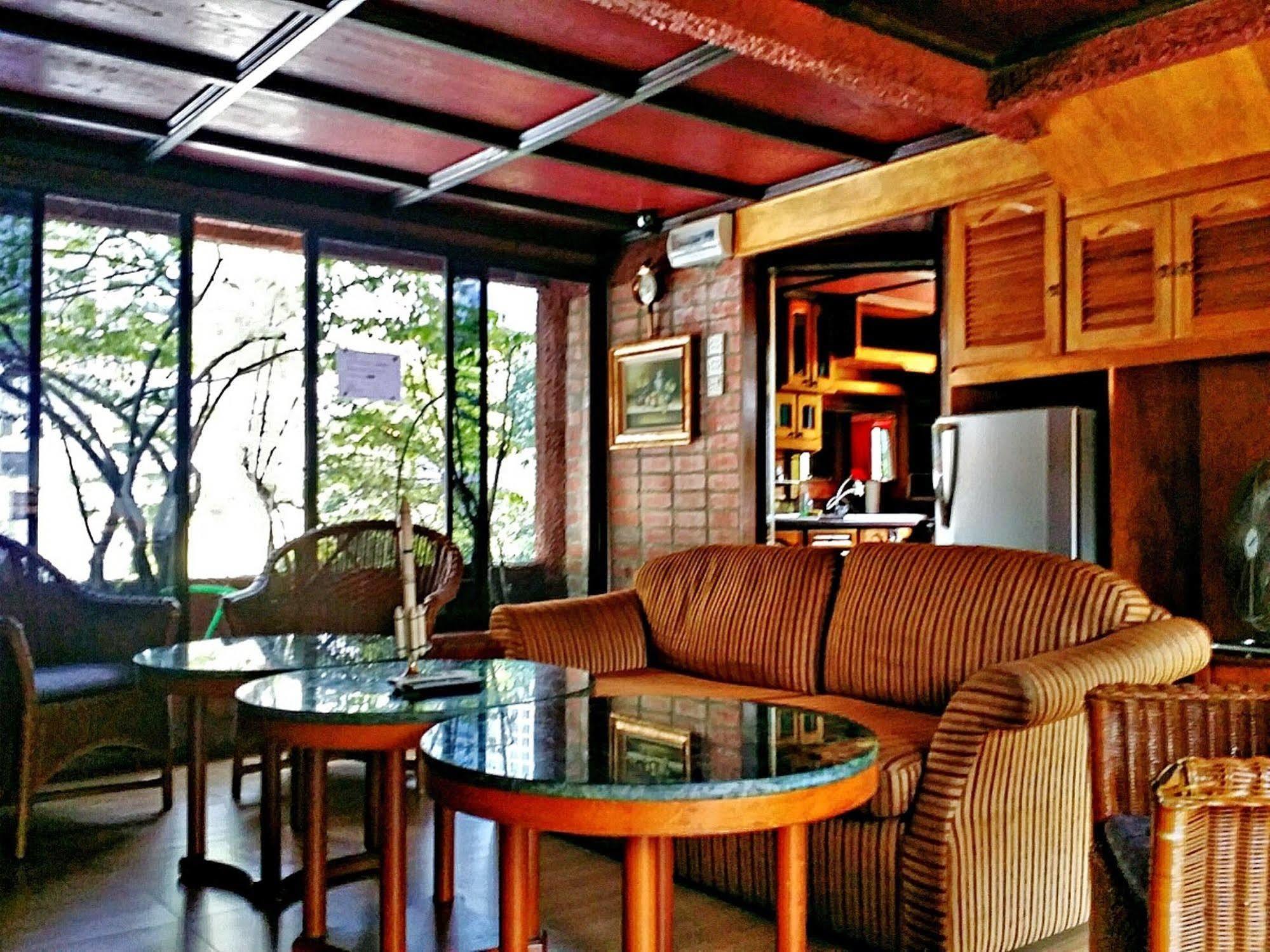 Rainforest Bed & Breakfast 吉隆坡 外观 照片