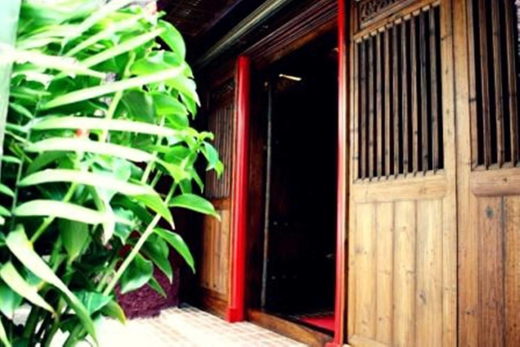 Rainforest Bed & Breakfast 吉隆坡 外观 照片